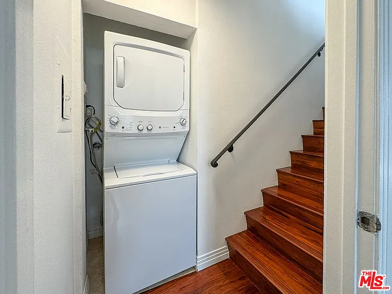 1733 Malcolm Ave #7 — Photo 22