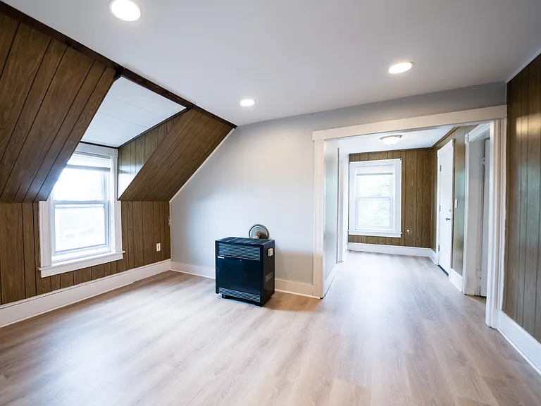 39 Eastern Ave #3 — Photo 5