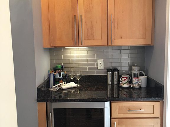 5th image of 51 S Park St APT 201
