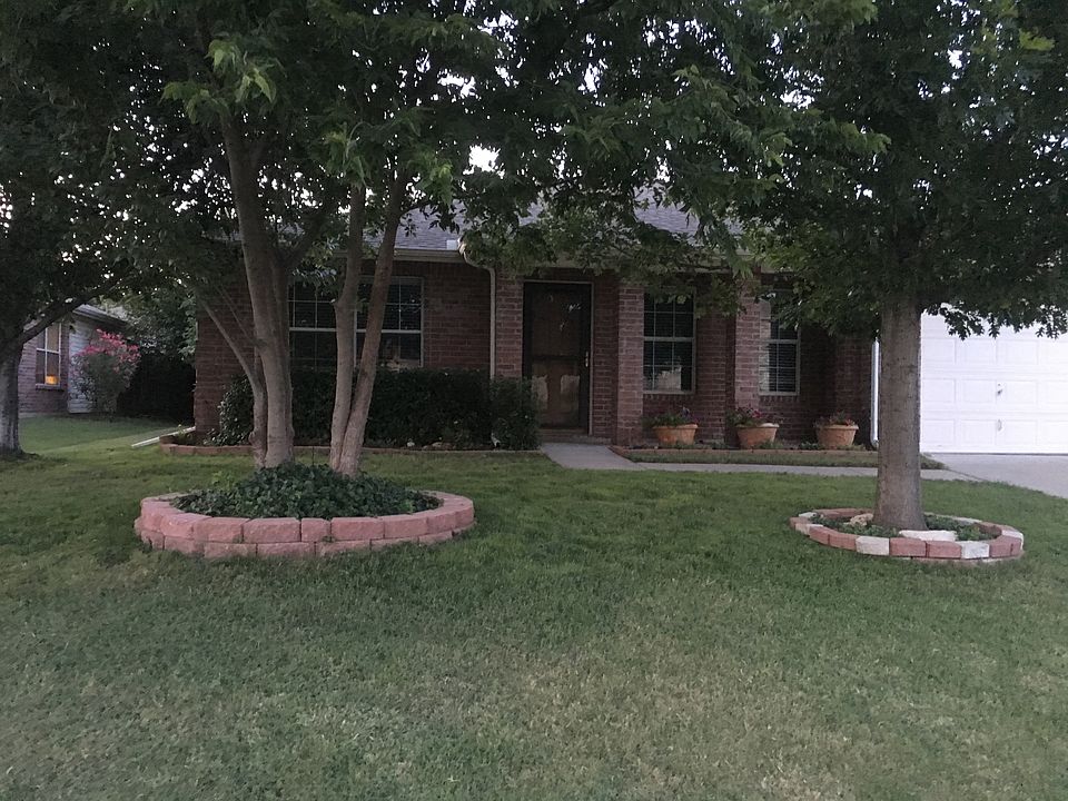 1st image of 644 Mallard Dr