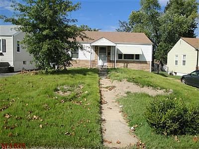 1st image of 9821 Lullaby Ln