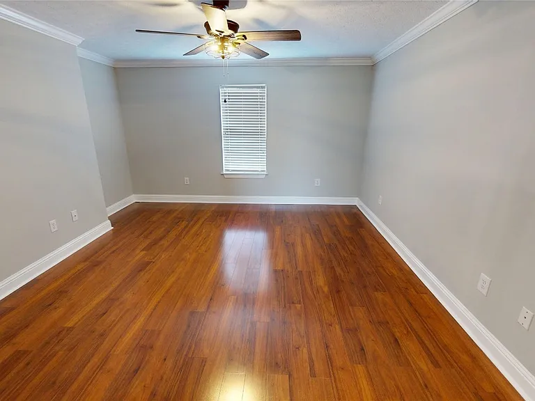 109 Sheila Blvd — Photo 13