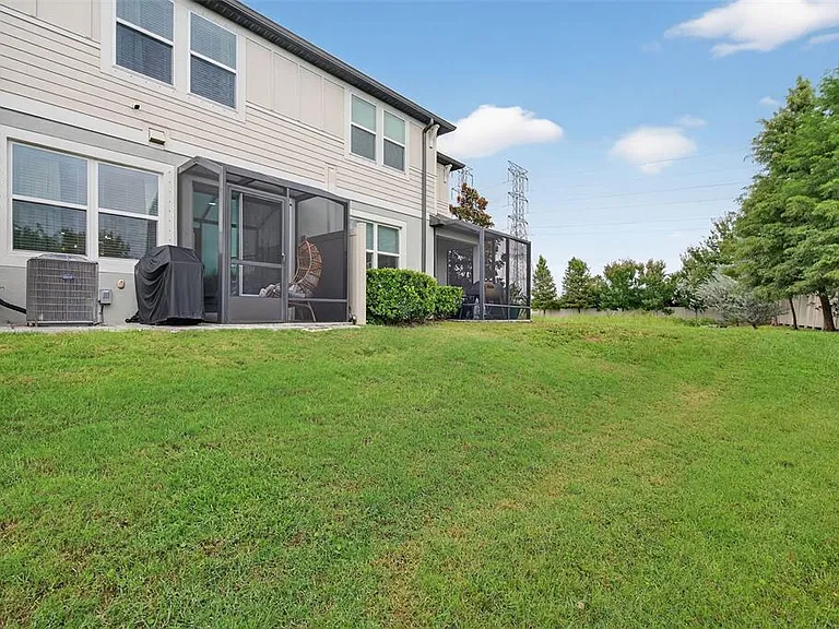 2419 Foggy Creek Cir — Photo 36