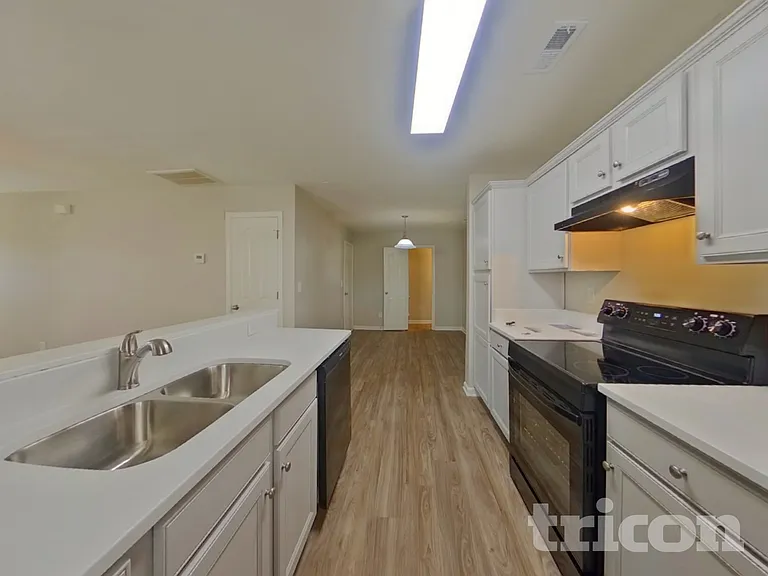 345 Hunslet Cir — Photo 7