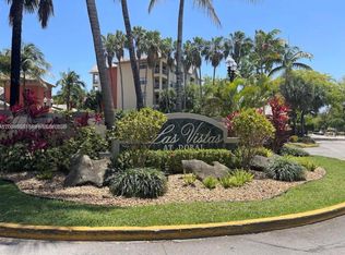 Las Vistas, Doral, FL 33166