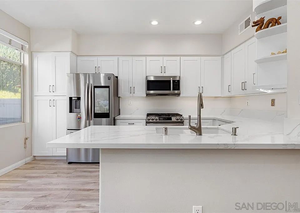 1st image of 12530 Heatherton Ct Unit 31