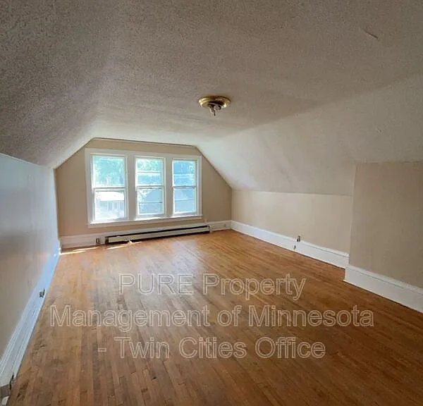 3734 Penn Ave N — Photo 1