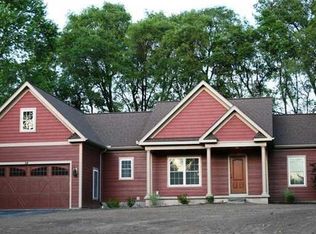 54 Kreag Rd, Fairport, NY 14450