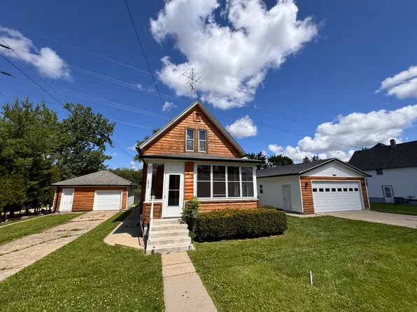 1911 W 1st St, Dixon, IL 61021