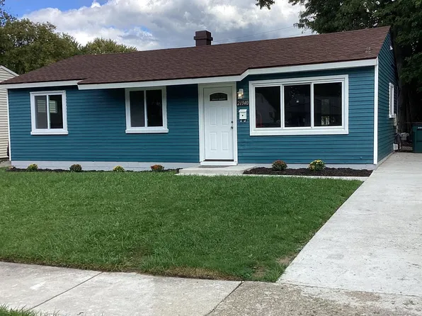 21940 Vale St, Oak Park, MI 48237
