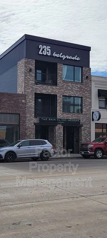 Building Photo - 235 Belgrade Ave #201