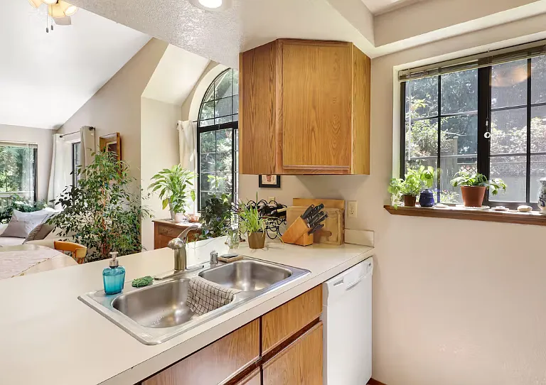 1294 Lowe Ave #2 — Photo 3