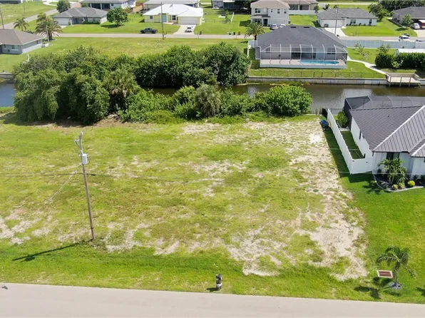 1414 SW 1st St, Cape Coral, FL 33991