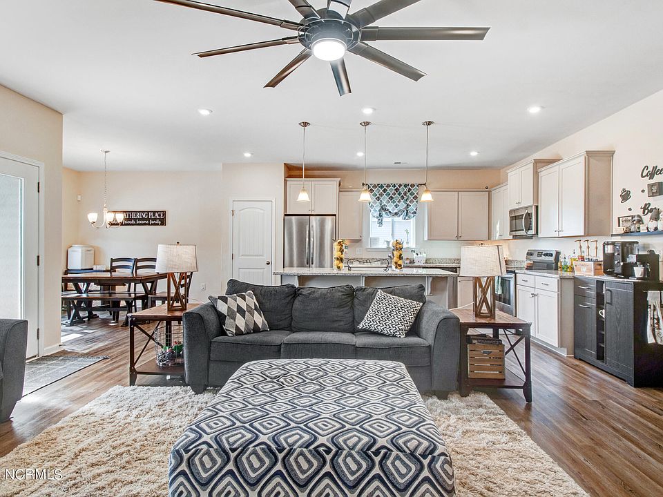 325 Settlers Pointe Drive, Pikeville, NC 27863 Zillow