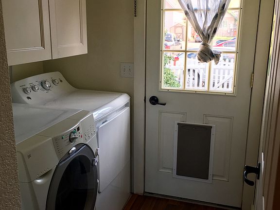 4th image of 4743 Adalaide Ln