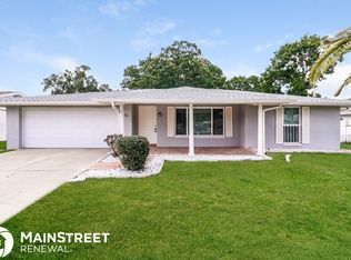 7731 Summertree Ln, New Port Richey, FL 34653