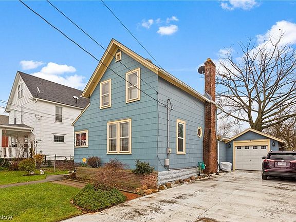 2nd image of 309 W 22nd St