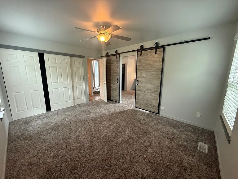 939 Chase Ct — Photo 8