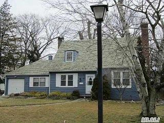 1st image of 103 Lakeside Dr E