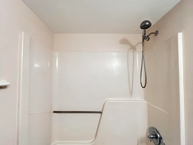 21890 Lake Forest Cir #101 — Photo 20