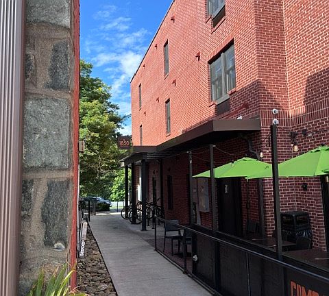 2nd image of 775 W King St #1105