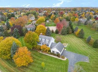 9180 Yorkshire Dr, Saline, MI