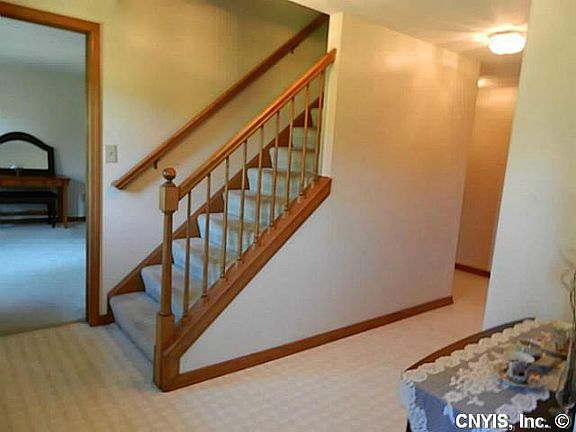 4th image of 3187 Olive Dr