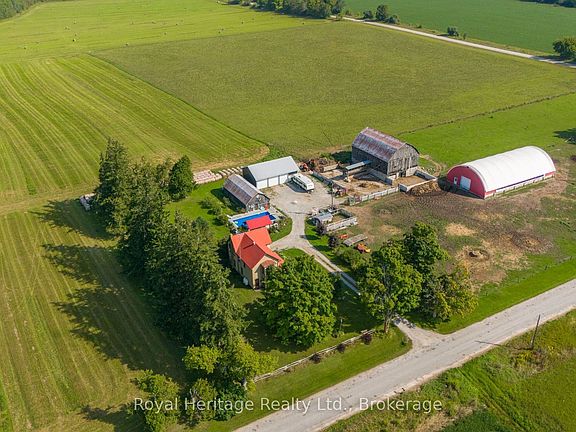 2nd image of 285 Cresswell Rd