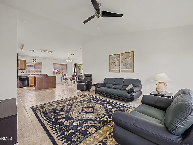 1509 S 237th Ln — Photo 4