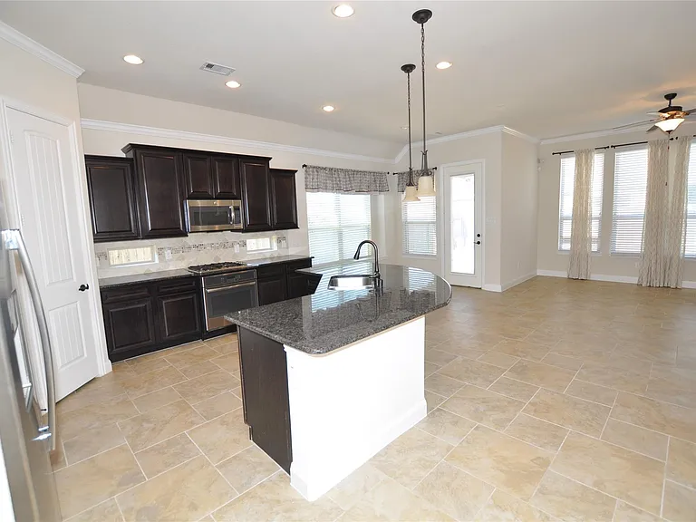 13315 Maywater Crest Ct — Photo 7