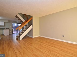 12136 Captiva Ct, Reston, VA 20191