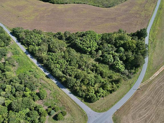 4th image of Henderson Rd