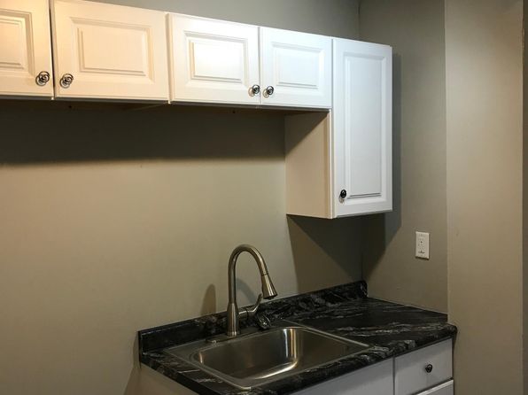 602 Oak St #2