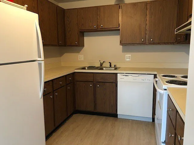 3359 Mahoney Dr — Photo 5