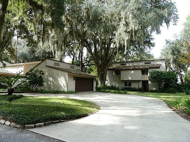 1st image of 111 Cypress Lndg