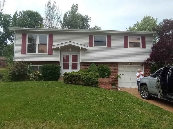 1907 Lone Pine Dr