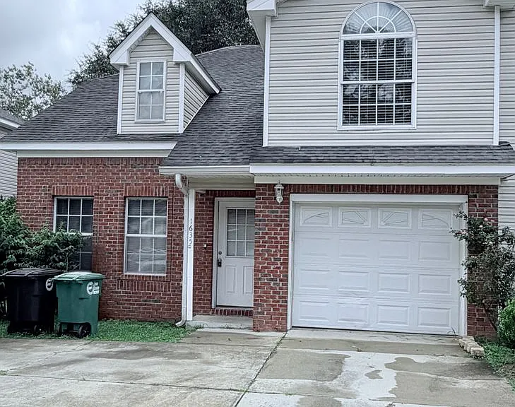 1635 Corey Wood Cir — Photo 1
