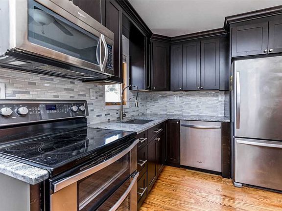 5th image of 5 Paula Dr #5