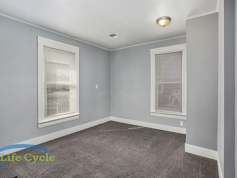 353 Atlas Ave SE #2 — Photo 11