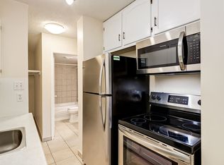 1512 15th Ave SW #562474, Calgary, AB T3C0X9