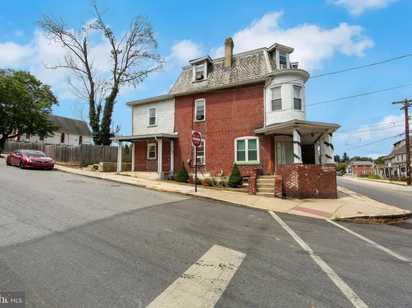 222 Bradford Ave, Downingtown, PA 19335