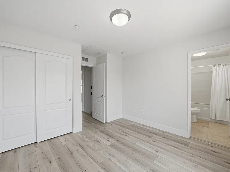 1645 Burr Oak Pl — Photo 15