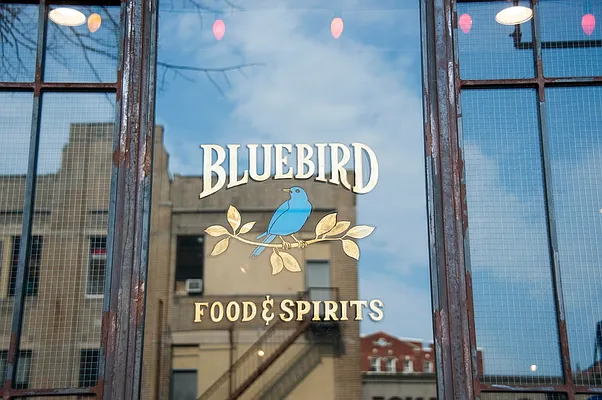 Rented by Lisa Management | media 8