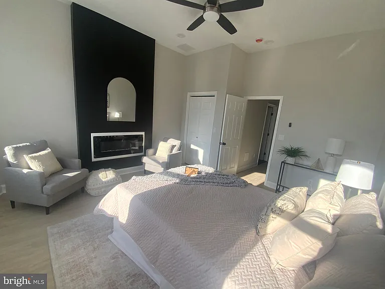 2141 Druid Hill Ave — Photo 42