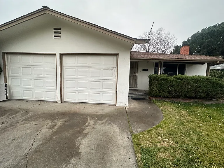 330 Sycamore Ave — Photo 7