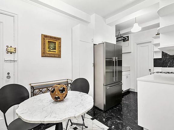 5th image of 16 Park Ave #2B