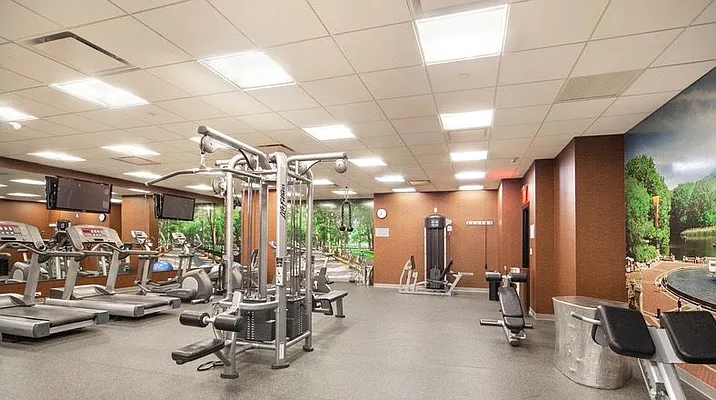 Sold by Compass | media 10