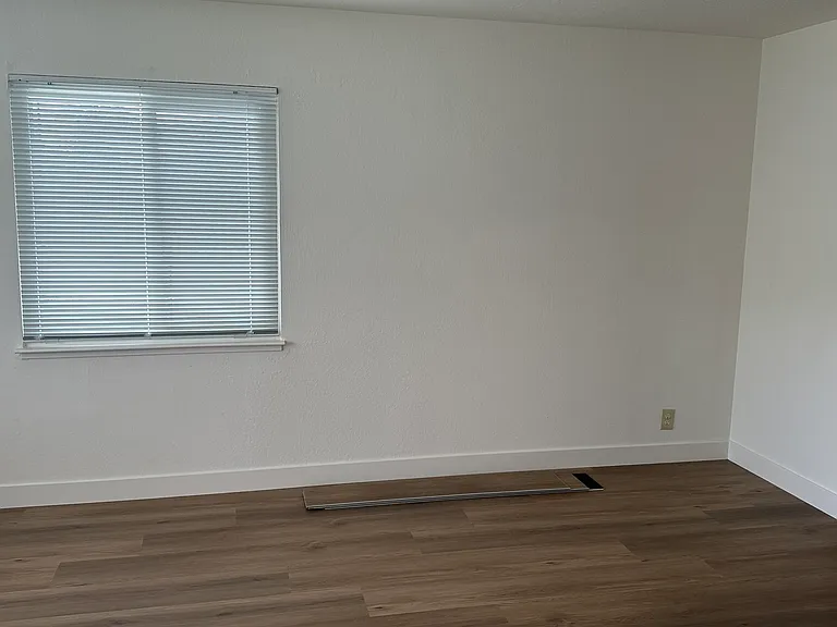 3237 Courtland Ave #A — Photo 27