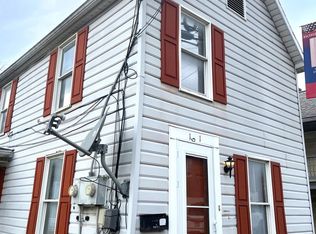 161 S 4th St APT 1, Chambersburg, PA 17201