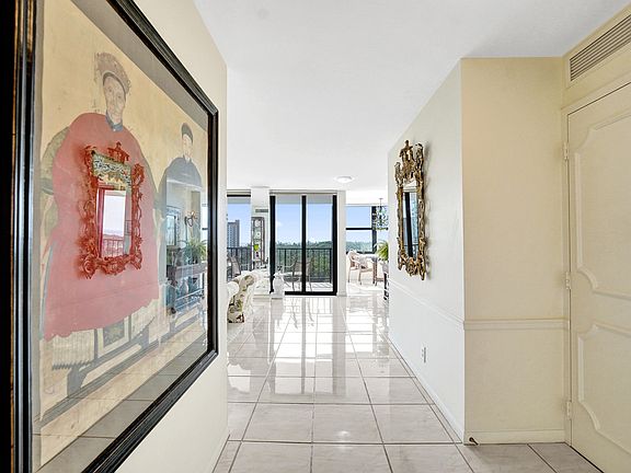 4th image of 936 Intracoastal Drive #10E